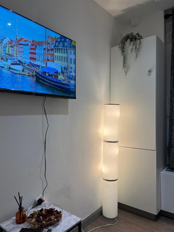 3 Bedroom Flat In King'S Cross, St Pancras'S. 2 Minutes To Euston. London Bagian luar foto